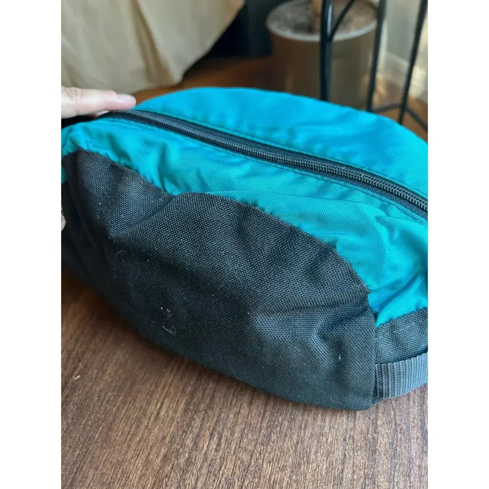 vintage REI toiletry bag two-tone teal and black nylon